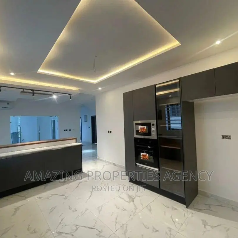 4bdrm House in Spintex for sale