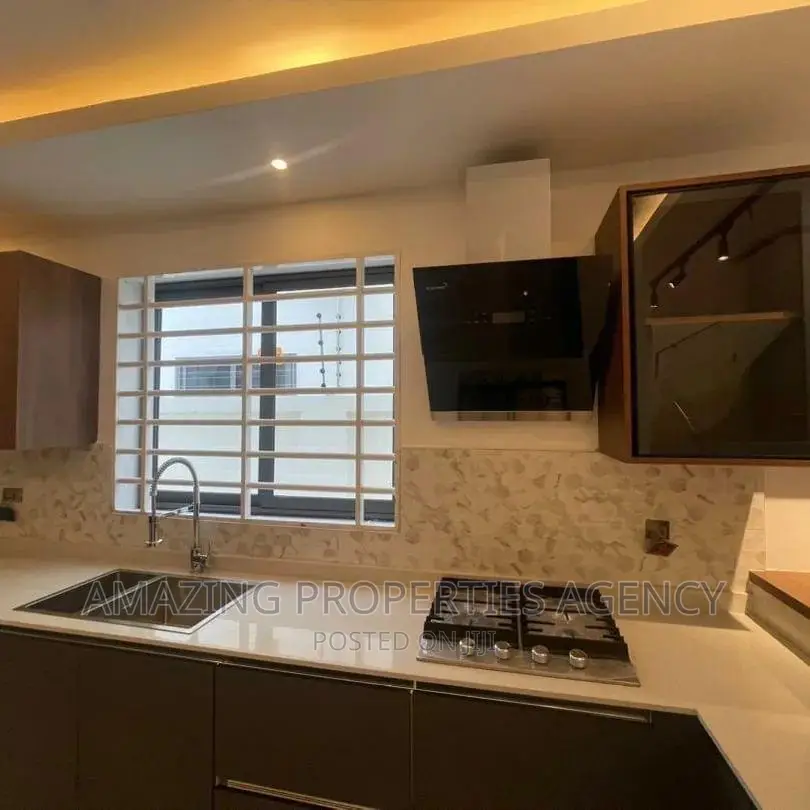 4bdrm House in Spintex for sale