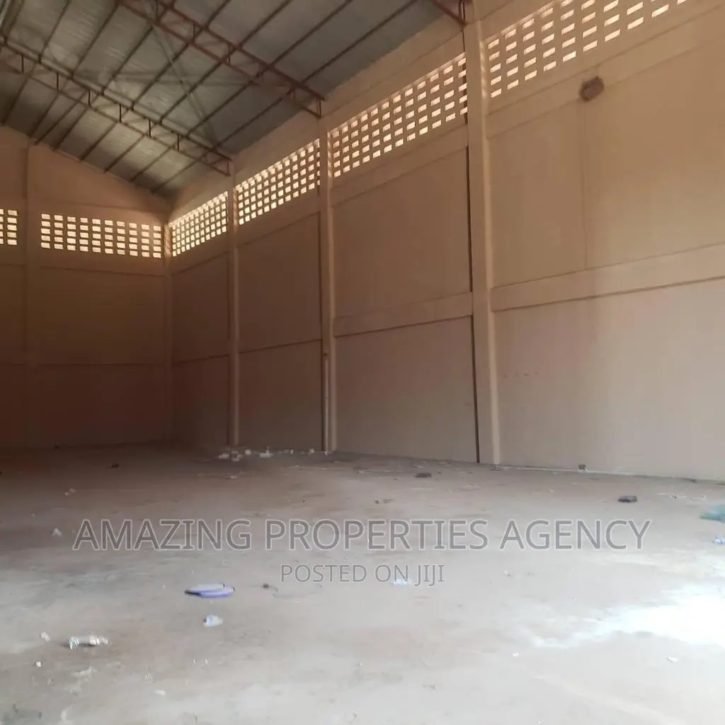 5000sqm Warehouse for Rent at Spintex
