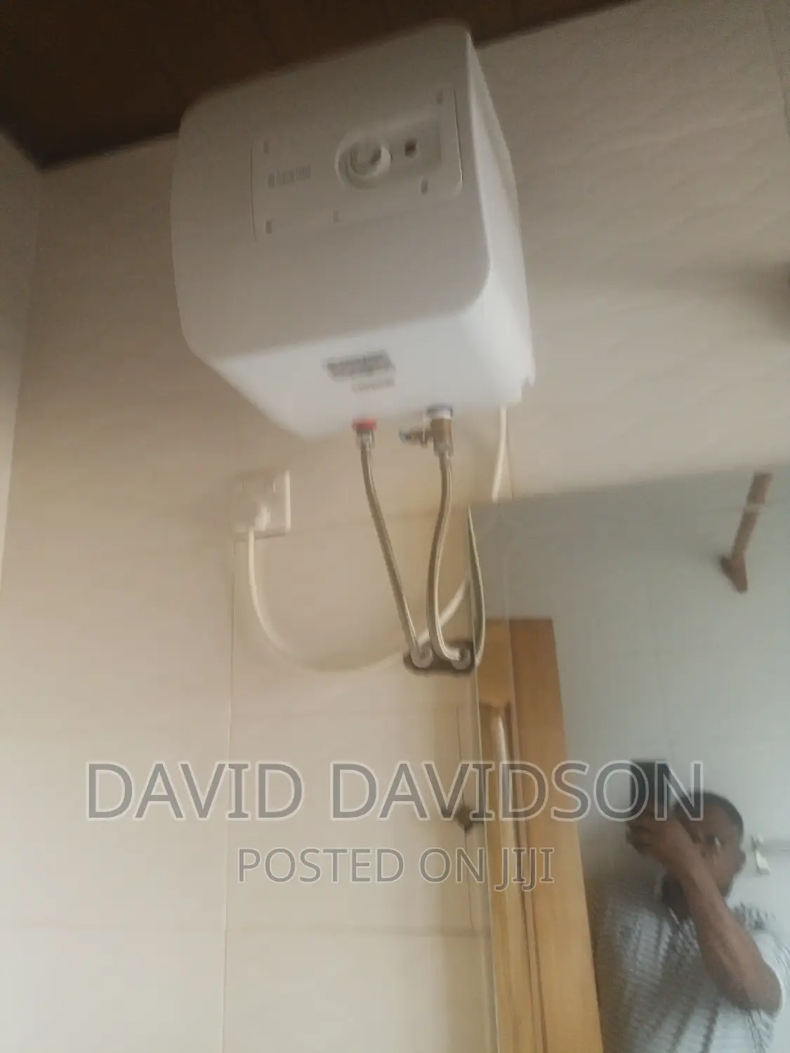 4bdrm Mansion in Executive 4 Bedroom, Tema Metropolitan for rent