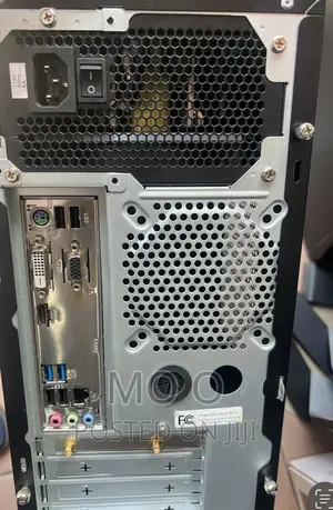 Desktop Computer Asus 8GB Intel Core I5 HDD 500GB