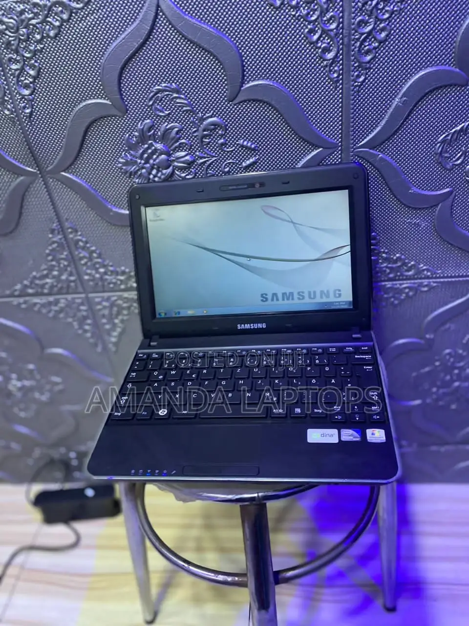 New Laptop Samsung NP900X4D 2GB Intel Atom HDD+SSD 160GB