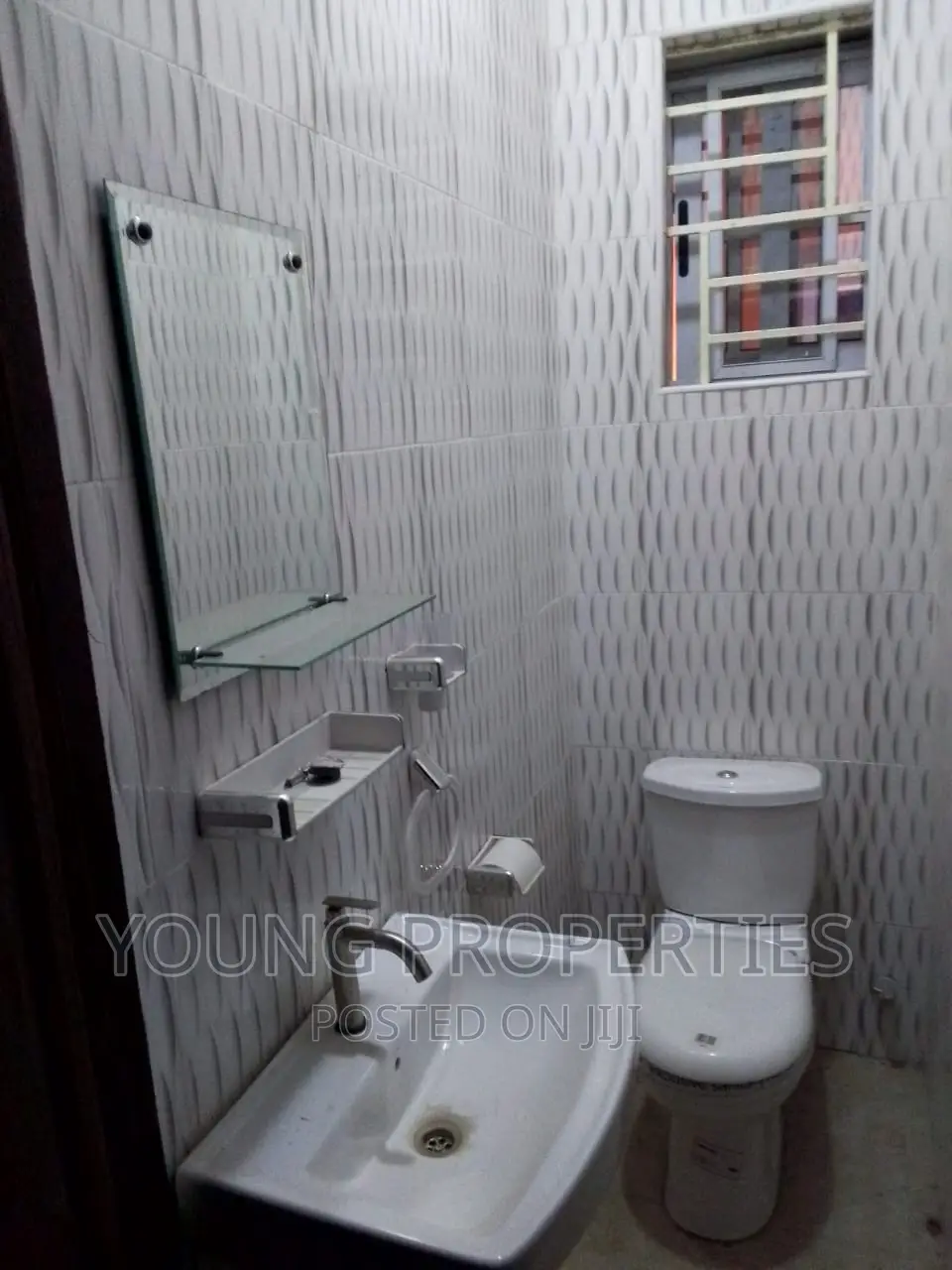 2bdrm Apartment in Ablekuma Manhean for rent