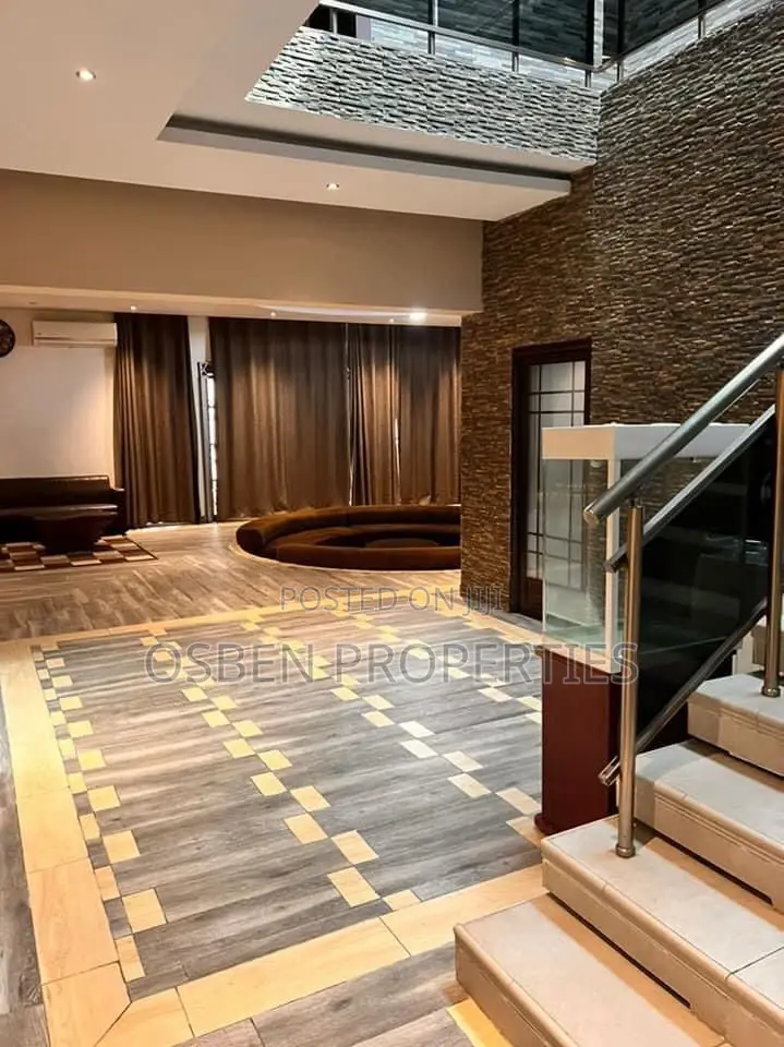 Furnished 6bdrm Mansion in Pleasant Properties, Ablekuma for sale