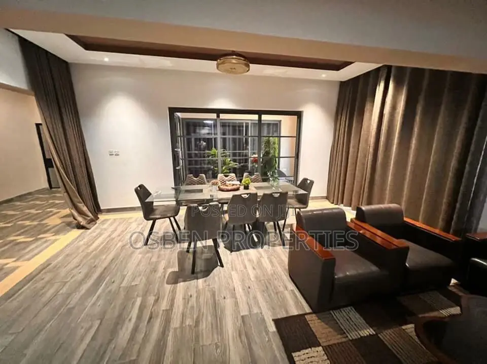 Furnished 6bdrm Mansion in Pleasant Properties, Ablekuma for sale