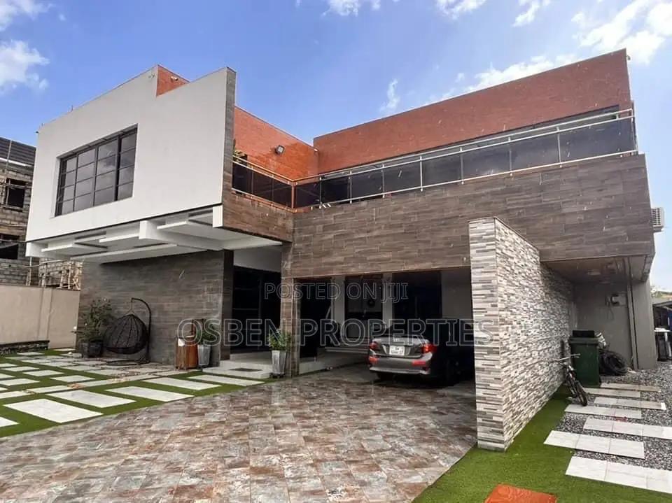 Furnished 6bdrm Mansion in Pleasant Properties, Ablekuma for sale