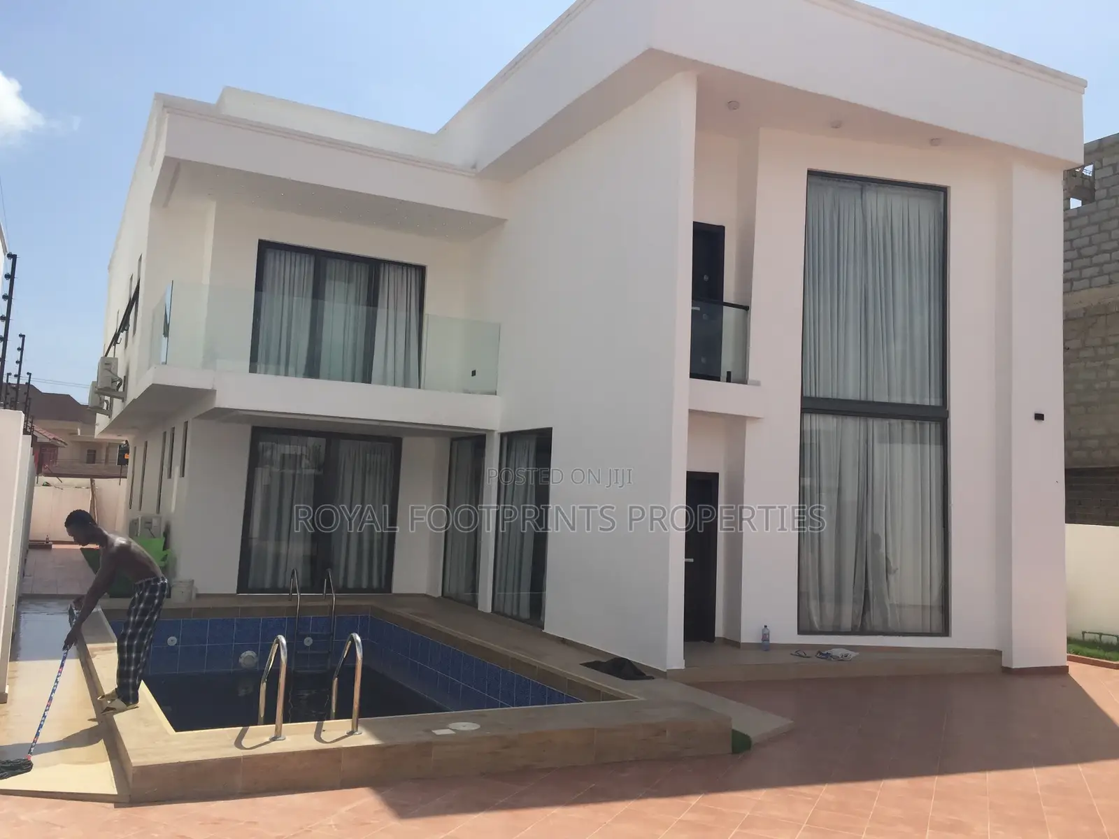 4bdrm Mansion in Royal Footprints, East Legon for sale