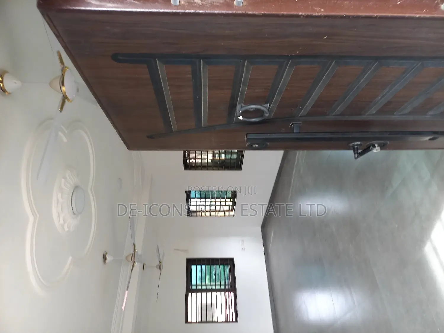 2bdrm Duplex in De-Icons Real Estate, Awutu Senya East Municipal