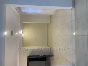 2bdrm Apartment in Palace Mall, Airport Residential Area for rent