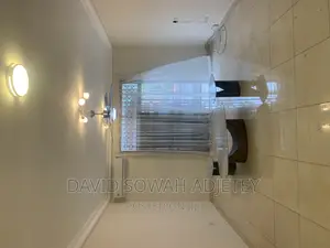 2bdrm Apartment in Palace Mall, Airport Residential Area for rent