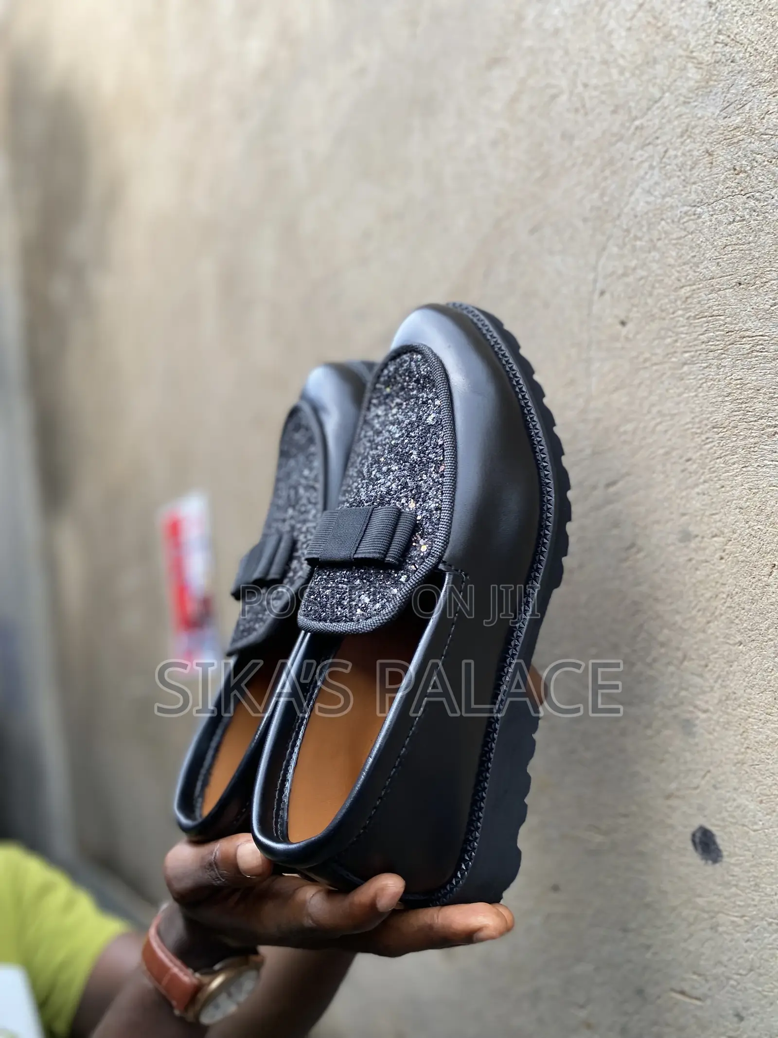 Black Tie Shoe