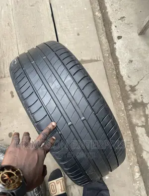 Mercedes- Benz Car Tyres