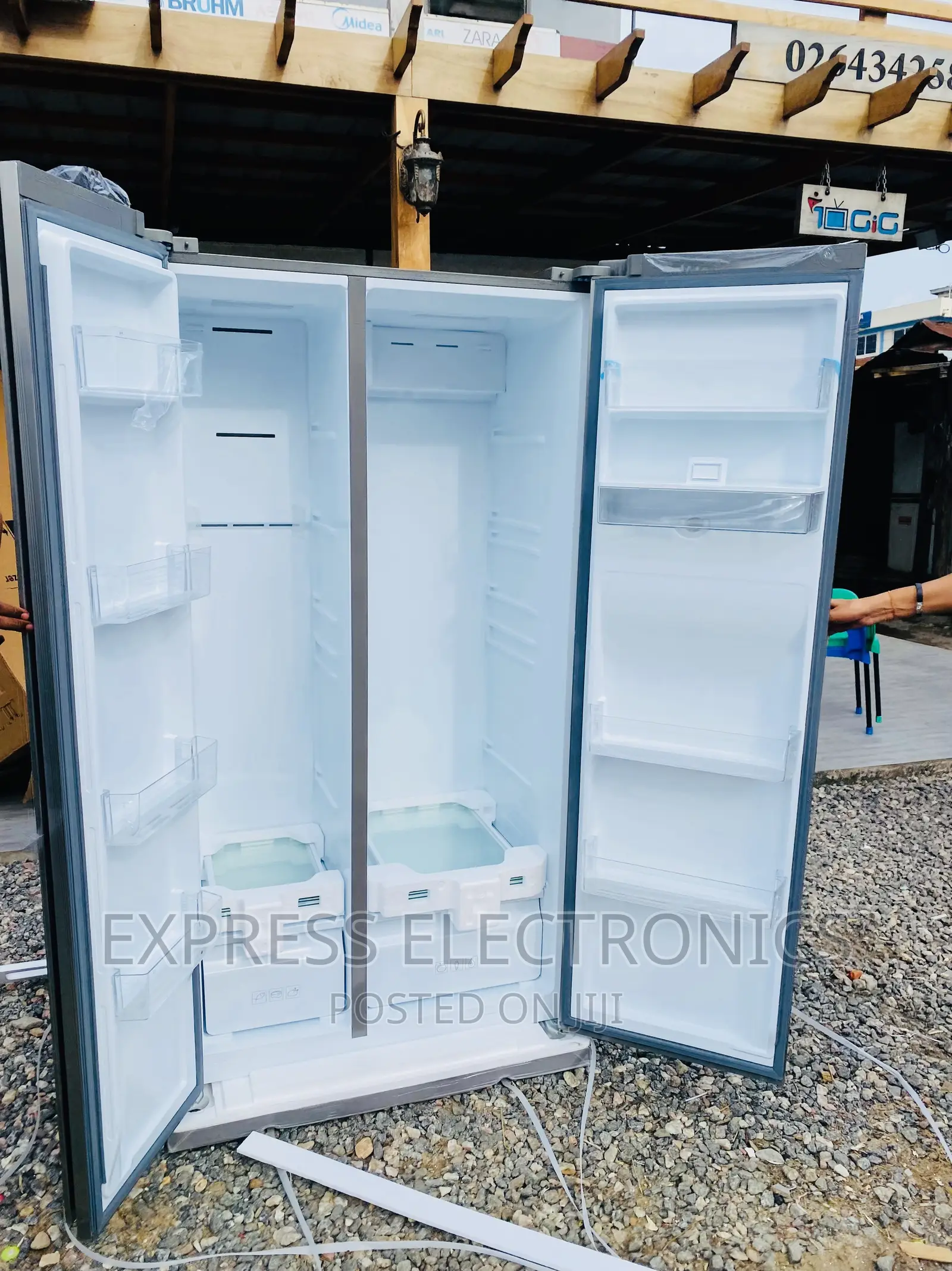 TCL Side by Side With Water Dispenser P520 SBN