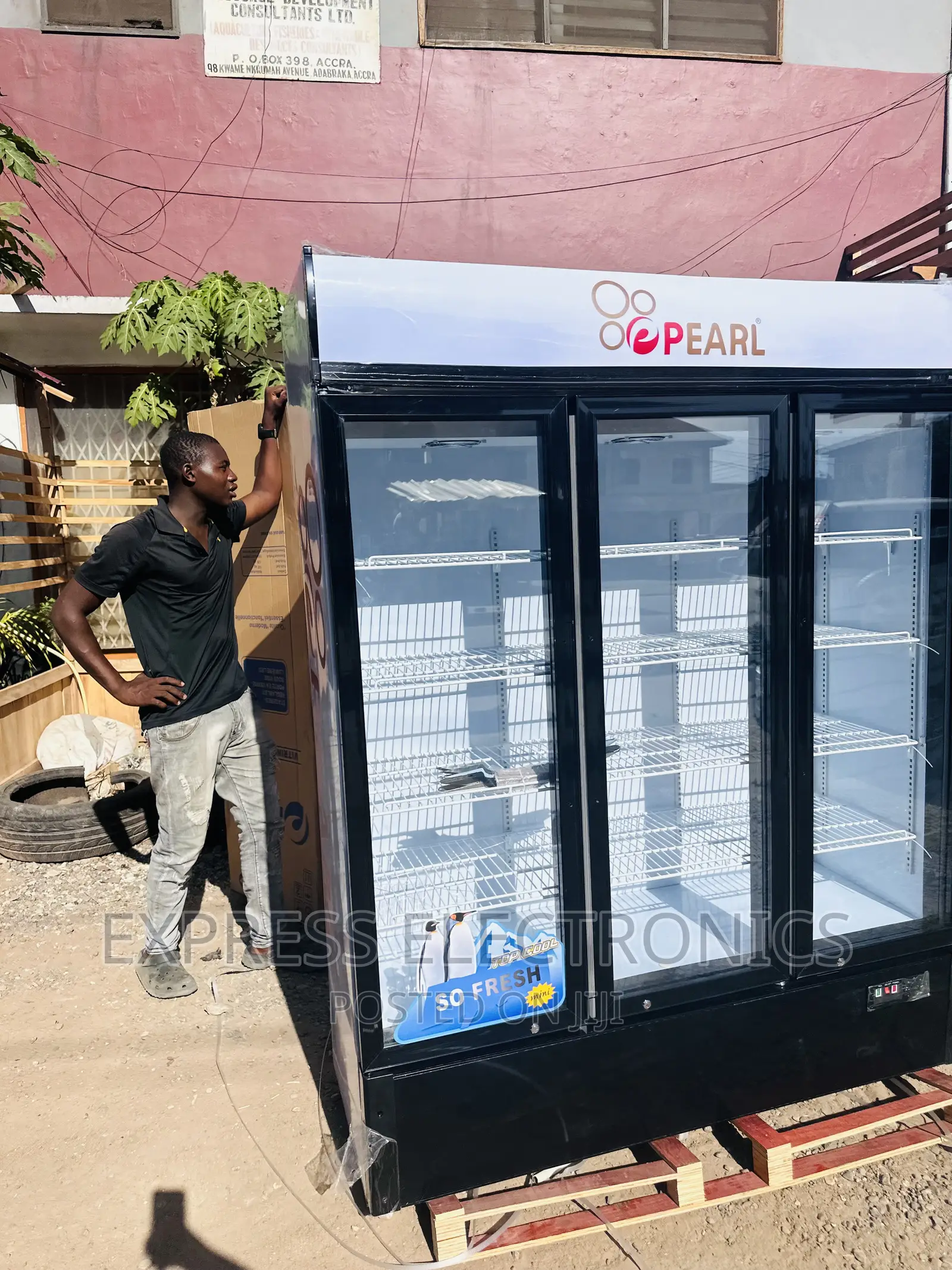 Fully Automatic Display Fridge 3doors Pearl PVC-150