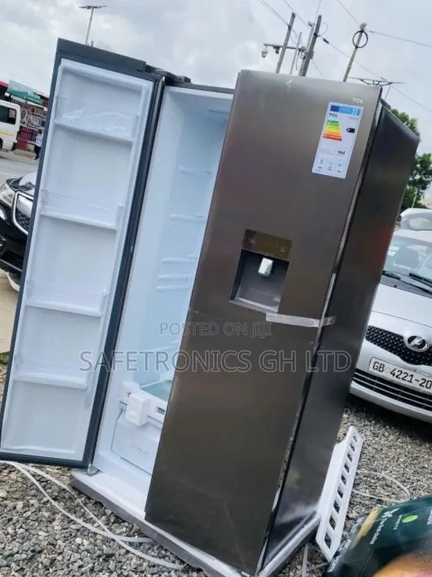 Side by Side With Water Dispenser 607 Liters TCL P520 Fridge