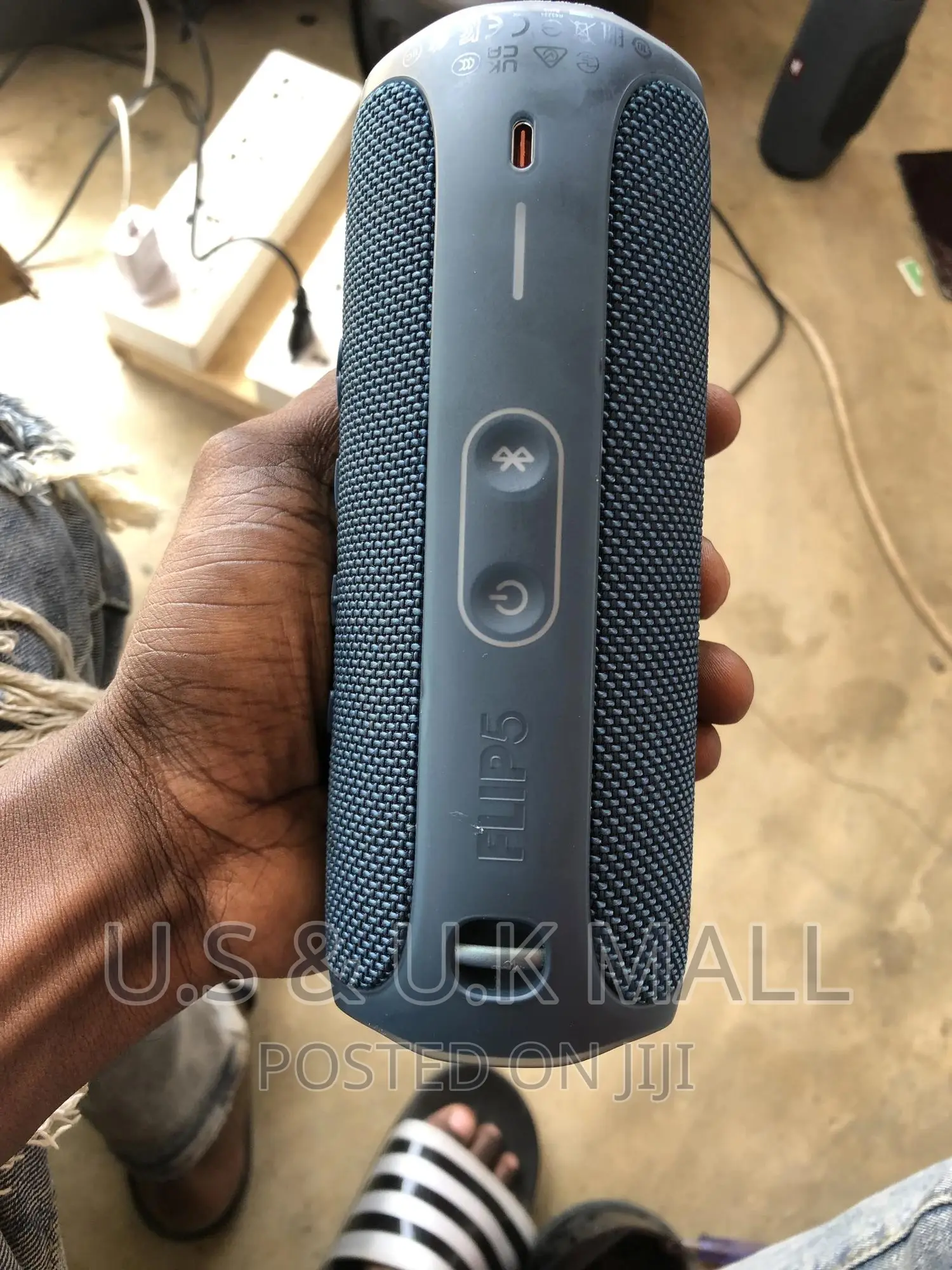 Preowned Rechargeable JBL Bluetooth Speakers in Stock.