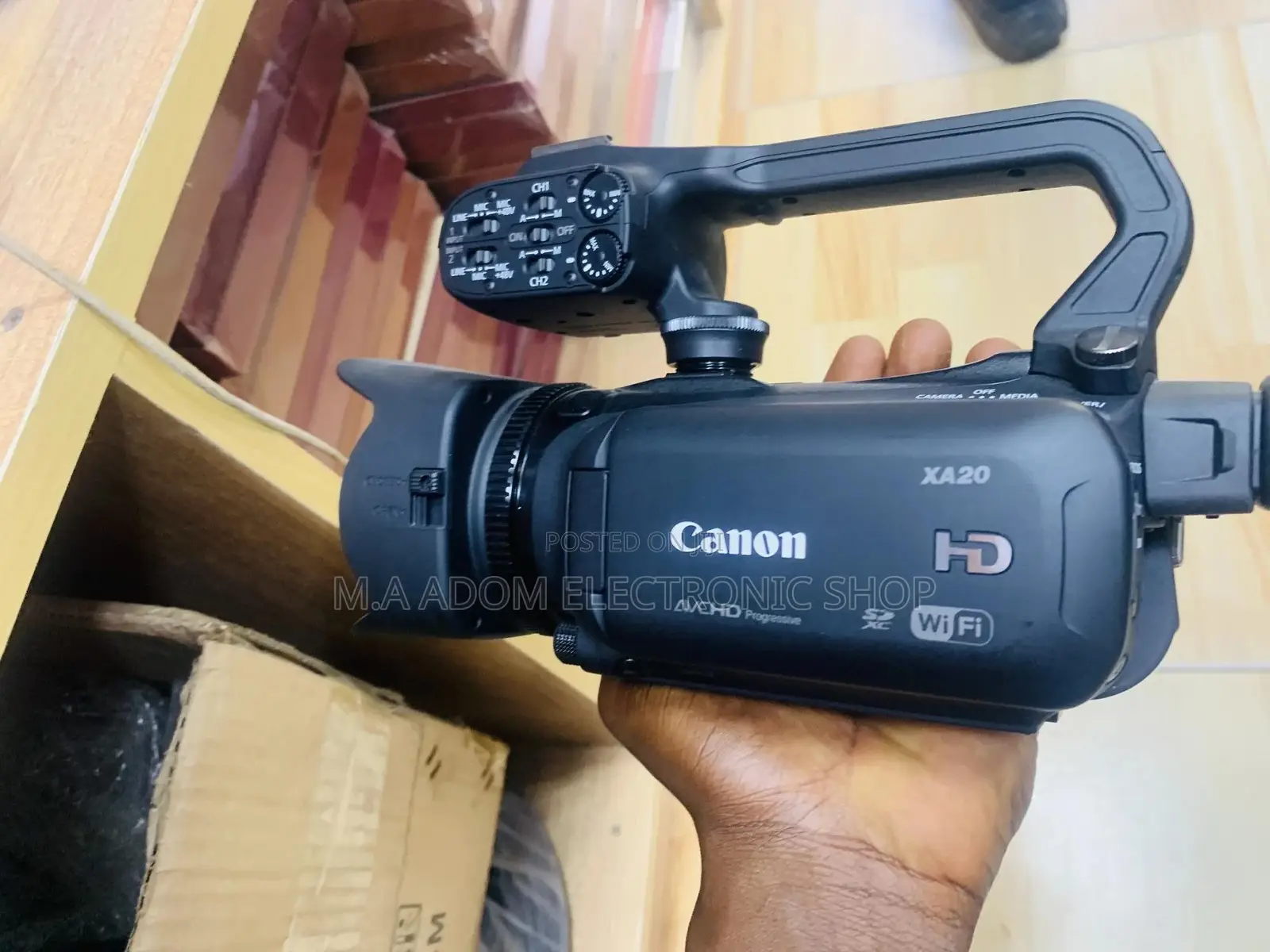 Professional Xa20 Wi-Fi Video Camera