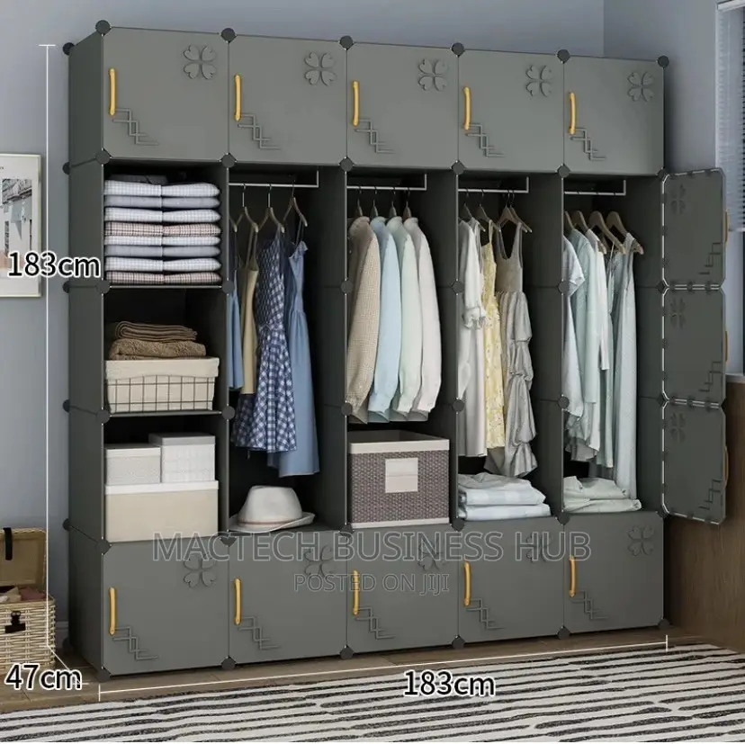 Plastic Wardrobe (25 Cubes)