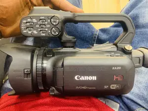 New Canon Xa20 Professional Video Camera