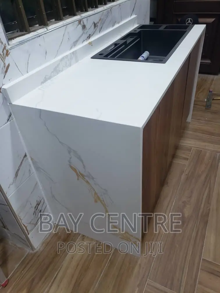 Kitchen With Island