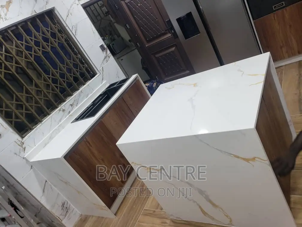 Kitchen With Island