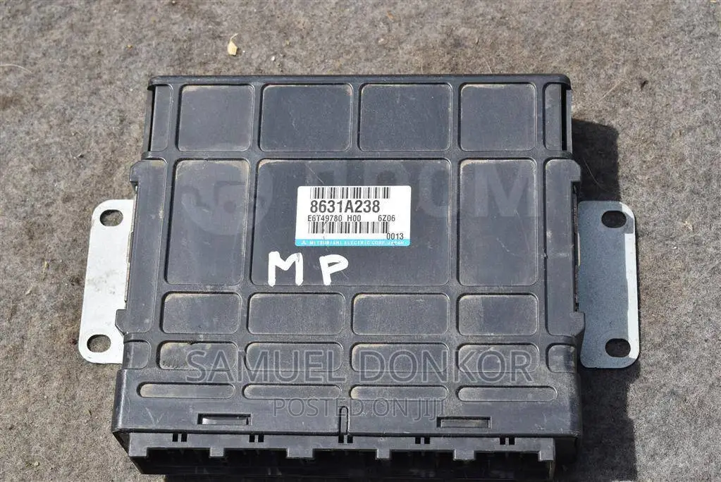 Mitsubishi Outlander E6t44xxx