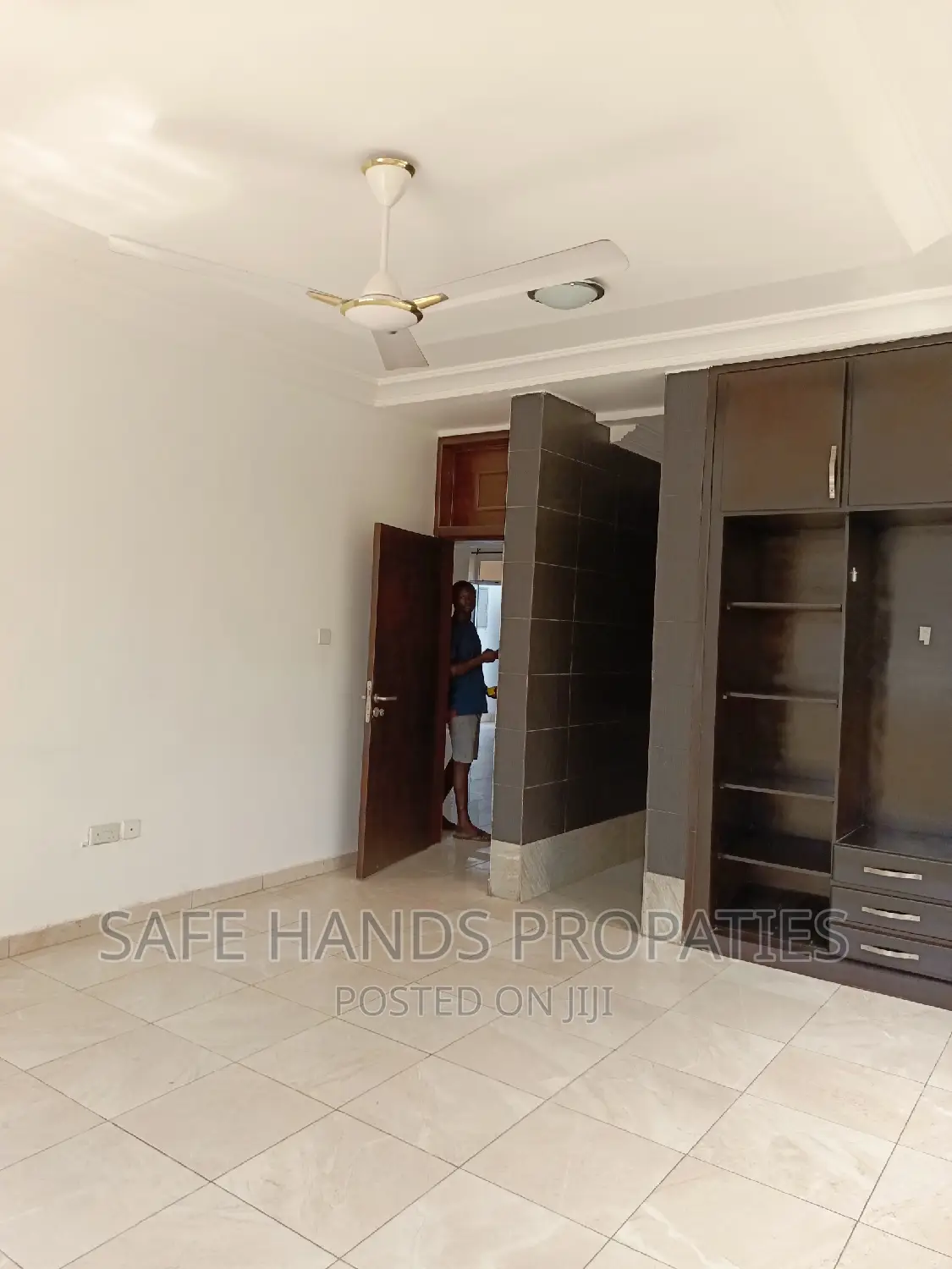 2bdrm Apartment in Adjiriganor for rent
