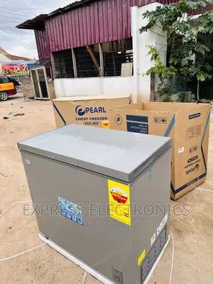 Cool  Price PCF-. 200L Chest Freezer
