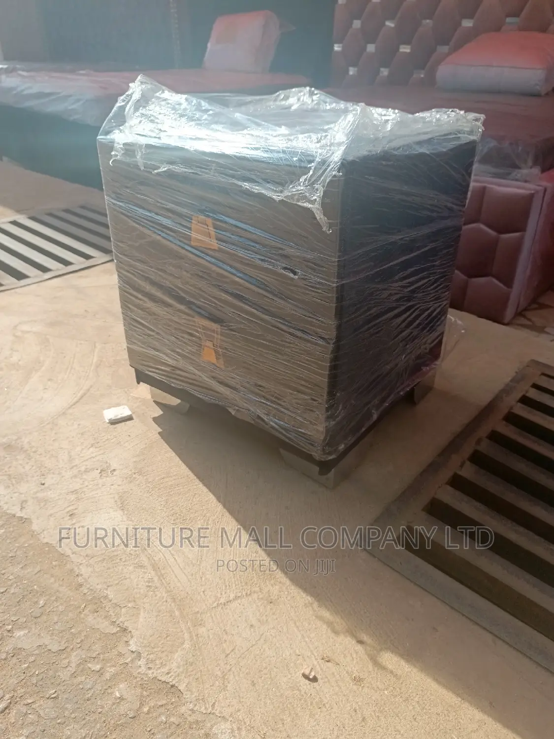 Black Side Drawer Available as Seen. Free Delivery