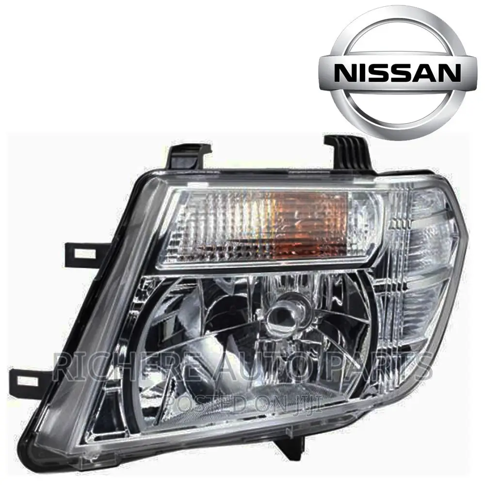 Nissan Navara 2006-2012 Headlight