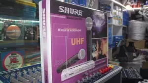 Wireless Microphone | Shure Mic