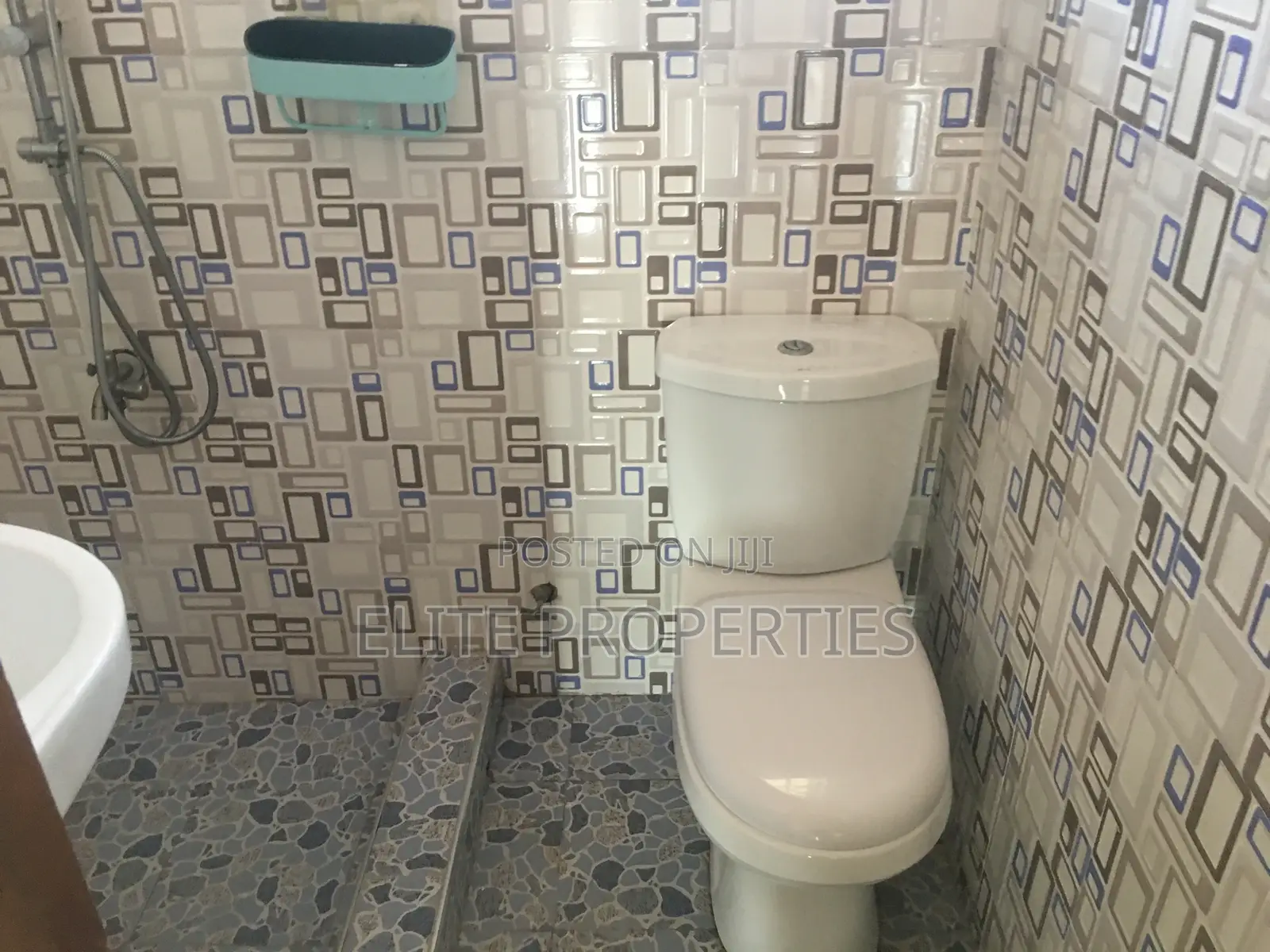 1bdrm Apartment in New Dawhwenya, Tema Metropolitan for rent
