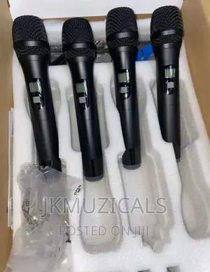 4 in 1 Wireless Microphone_ Shure Mic_ Am-401