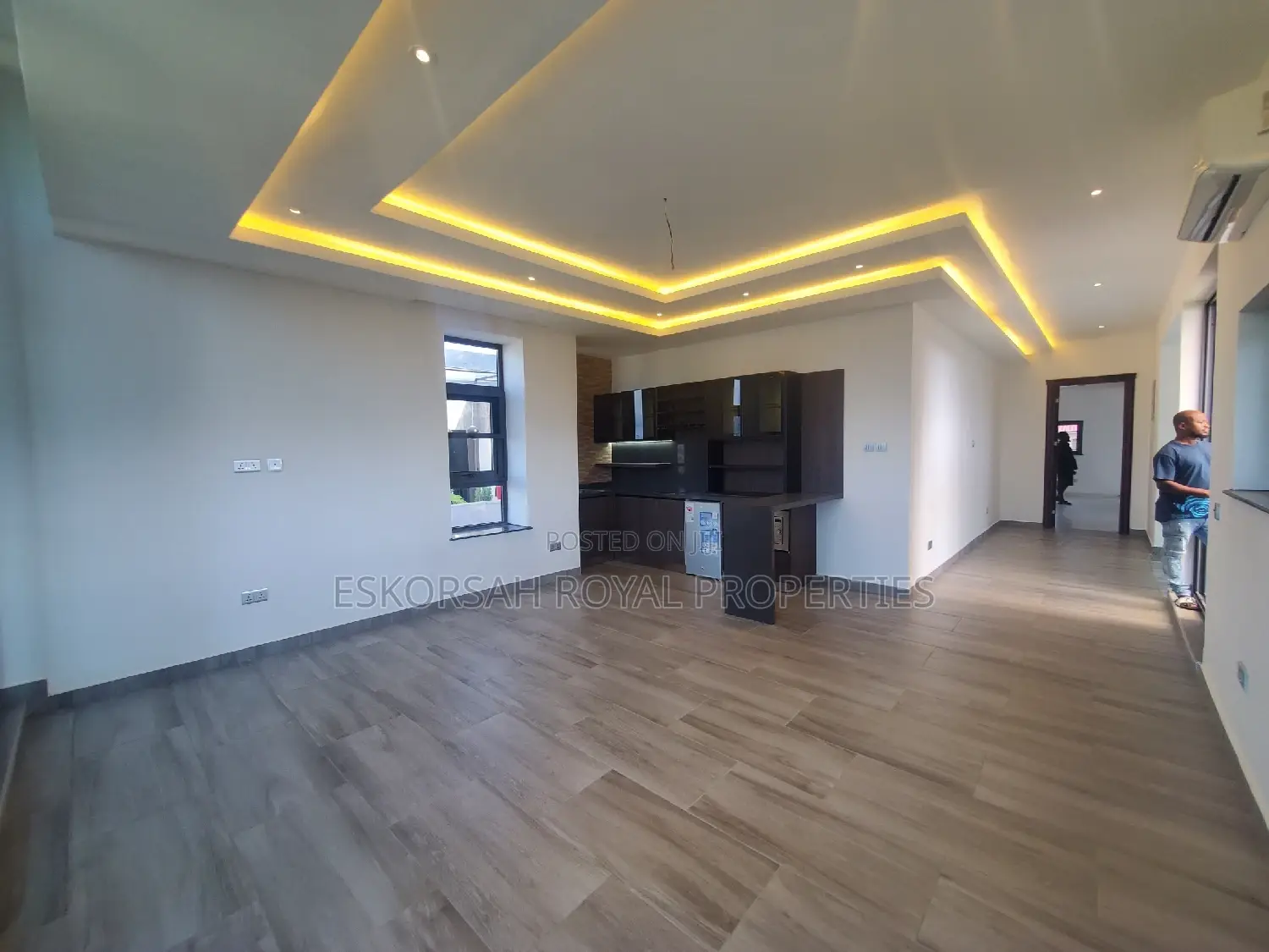 5bdrm House in East Legon A&C Mall for rent