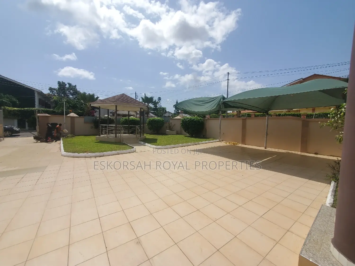 4bdrm House in East Legon, A&C Mall Area for rent