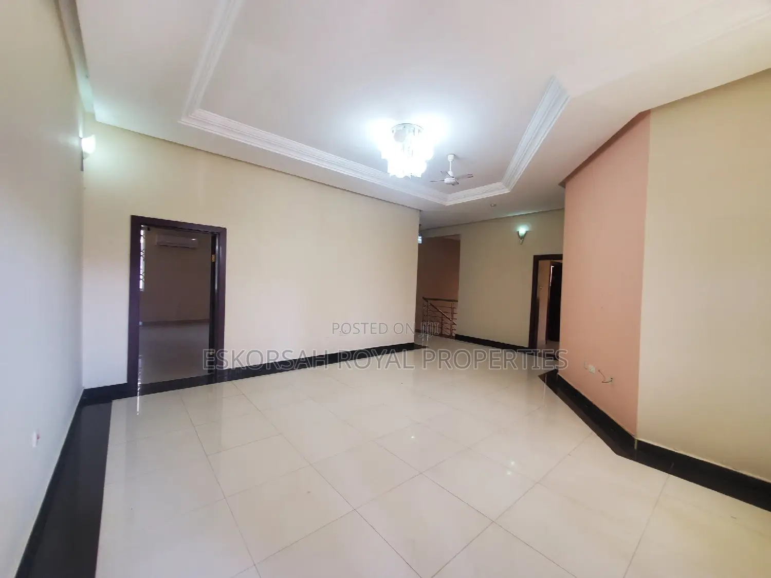 4bdrm House in East Legon, A&C Mall Area for rent