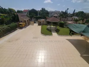 4bdrm House in East Legon, A&C Mall Area for rent