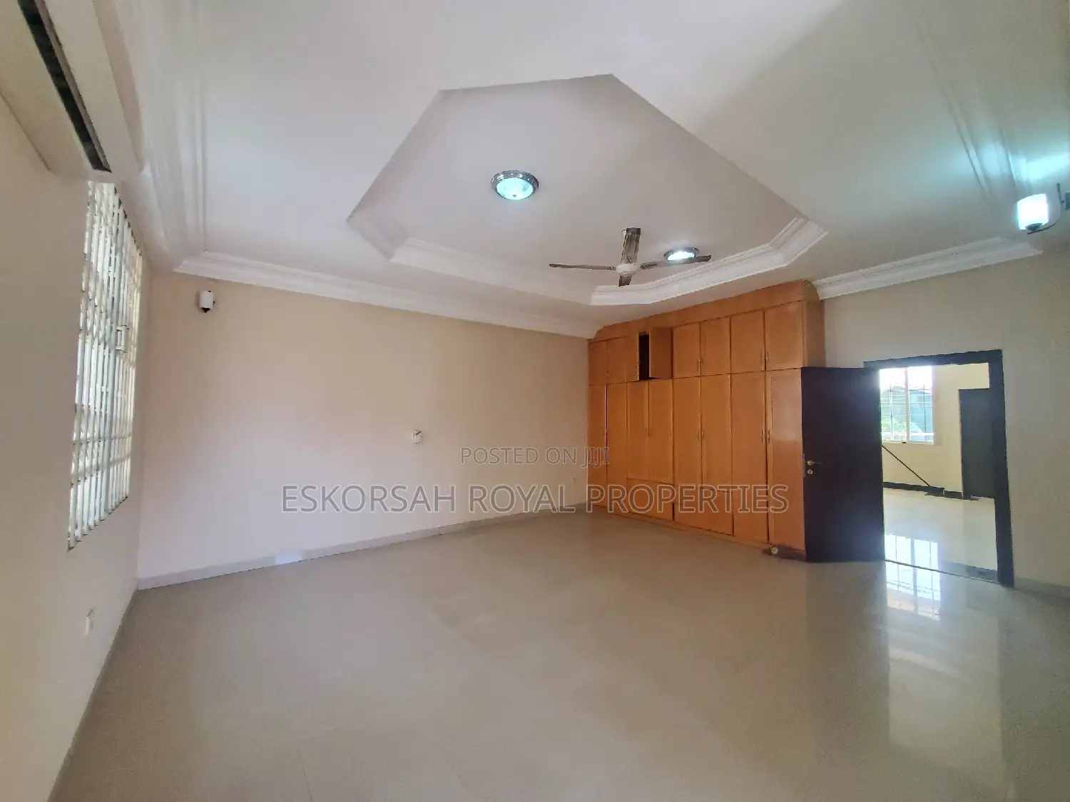 4bdrm House in East Legon, A&C Mall Area for rent