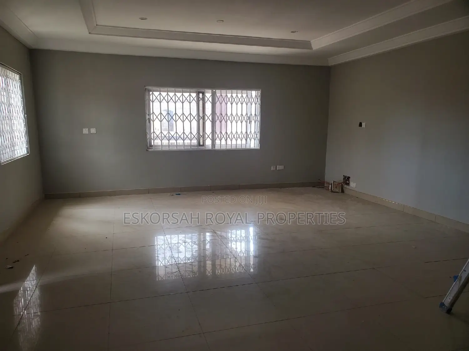 5bdrm House in East Legon for rent