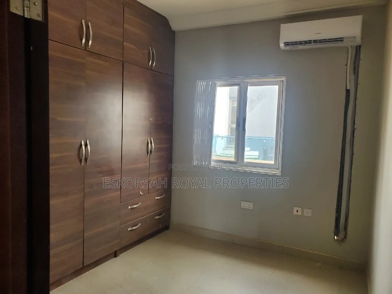 5bdrm House in East Legon for rent
