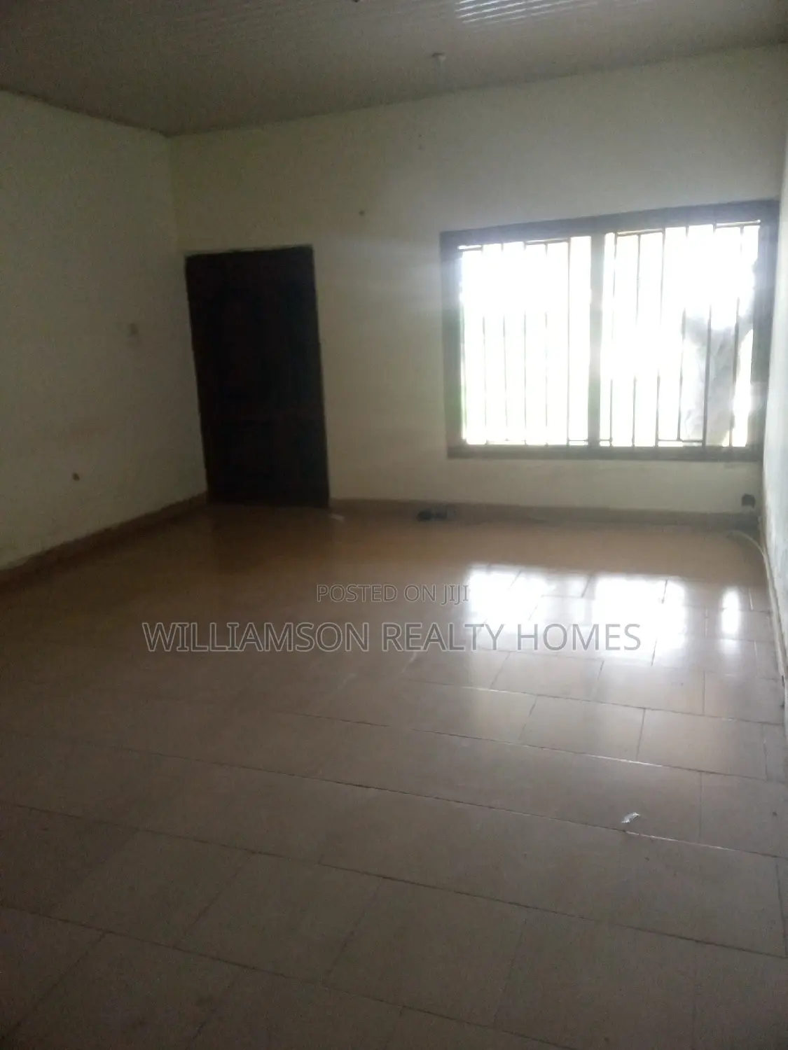 3bdrm Apartment in Hfc Estate Area, Spintex for rent
