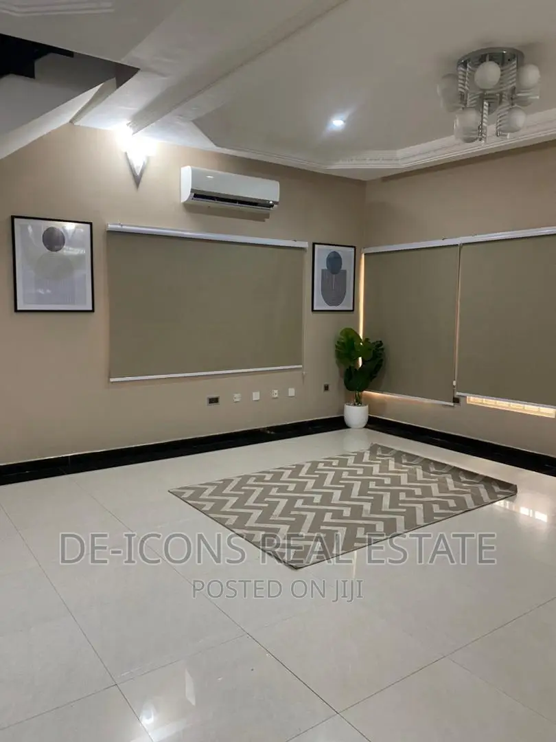 4bdrm Duplex in De-Icons Real Estate, Ghana Link Area for sale