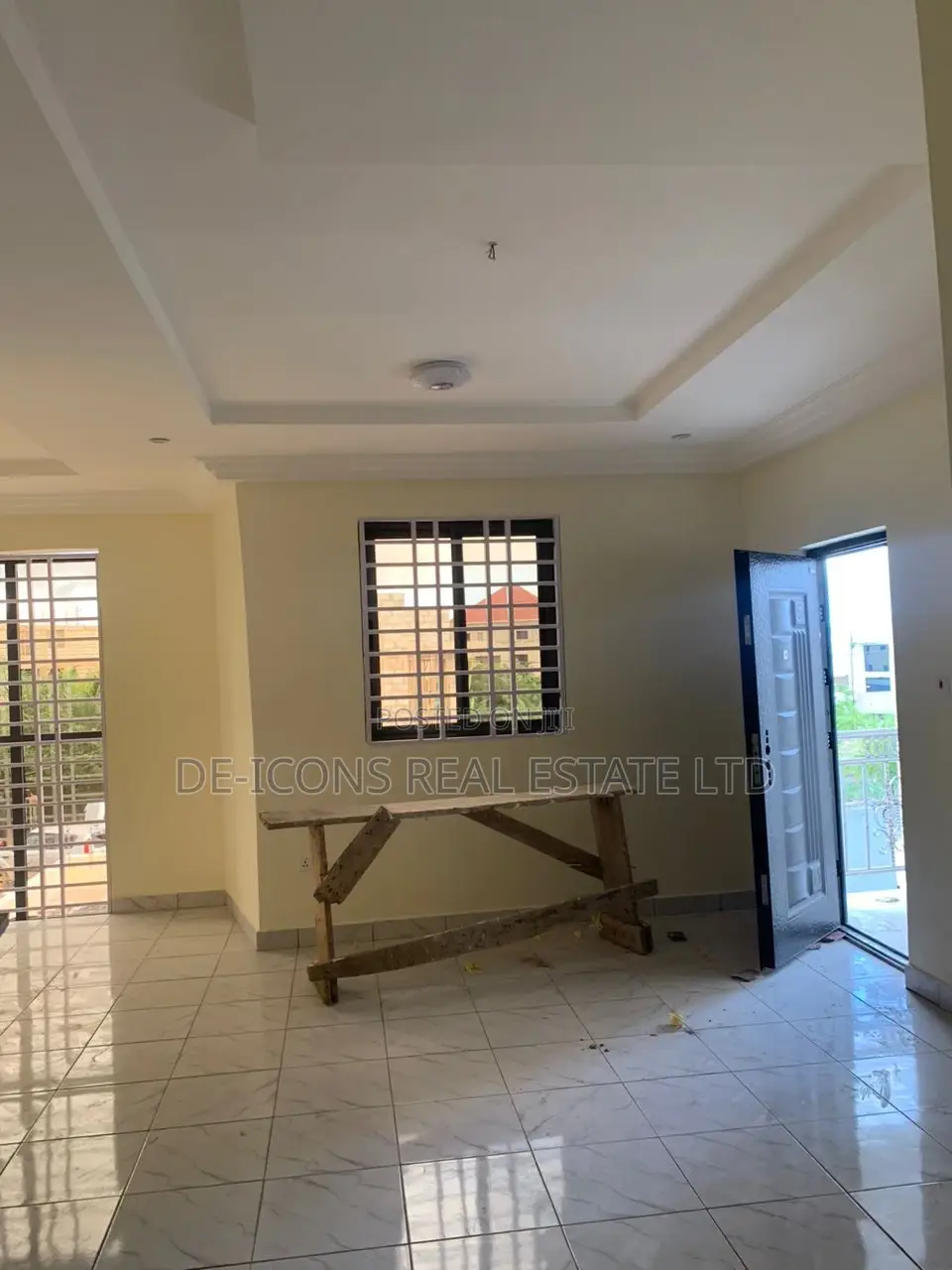 4bdrm Duplex in De-Icons Real Estate, Ghana Link Area for sale