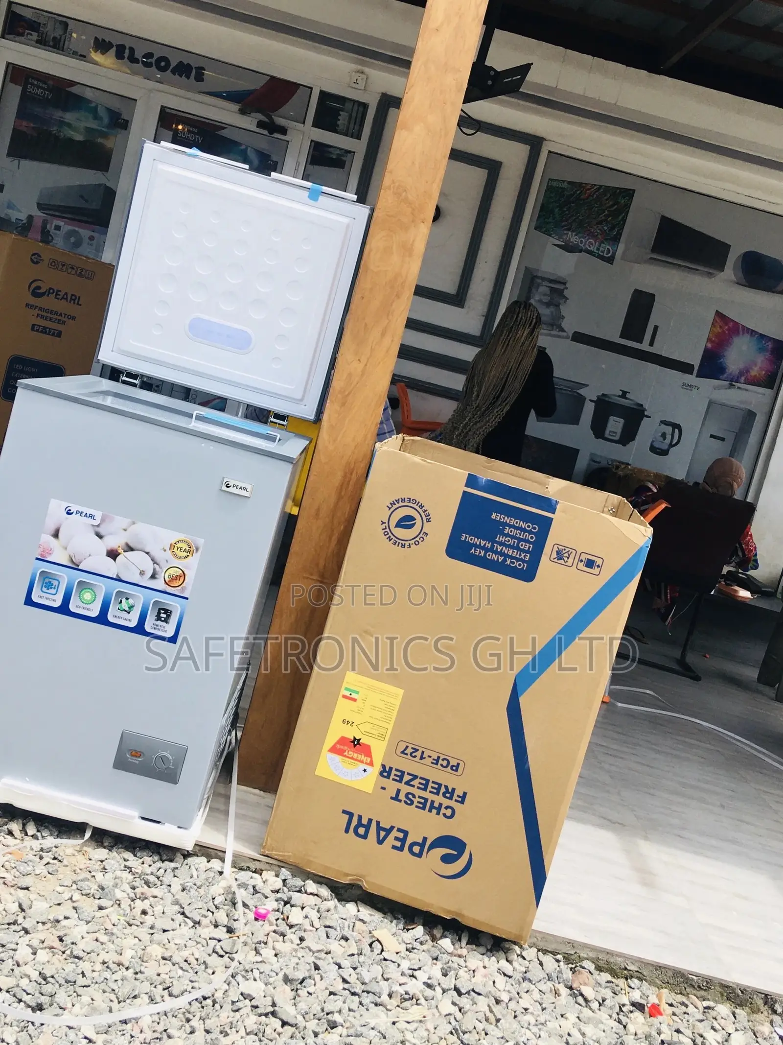 Electric PCF-127 Singledoor Pearl Chestfreezer 100 Liters