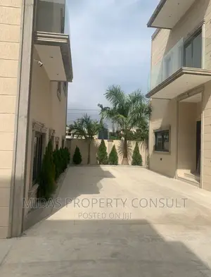 Photo - 3bdrm Townhouse / Terrace in Airport for rent