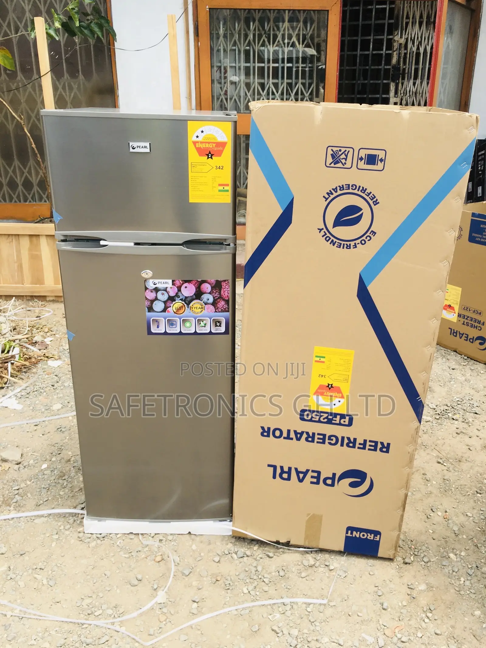 Lockable Pearl PF-250 Doubledoor Topfreezer 205 Liter