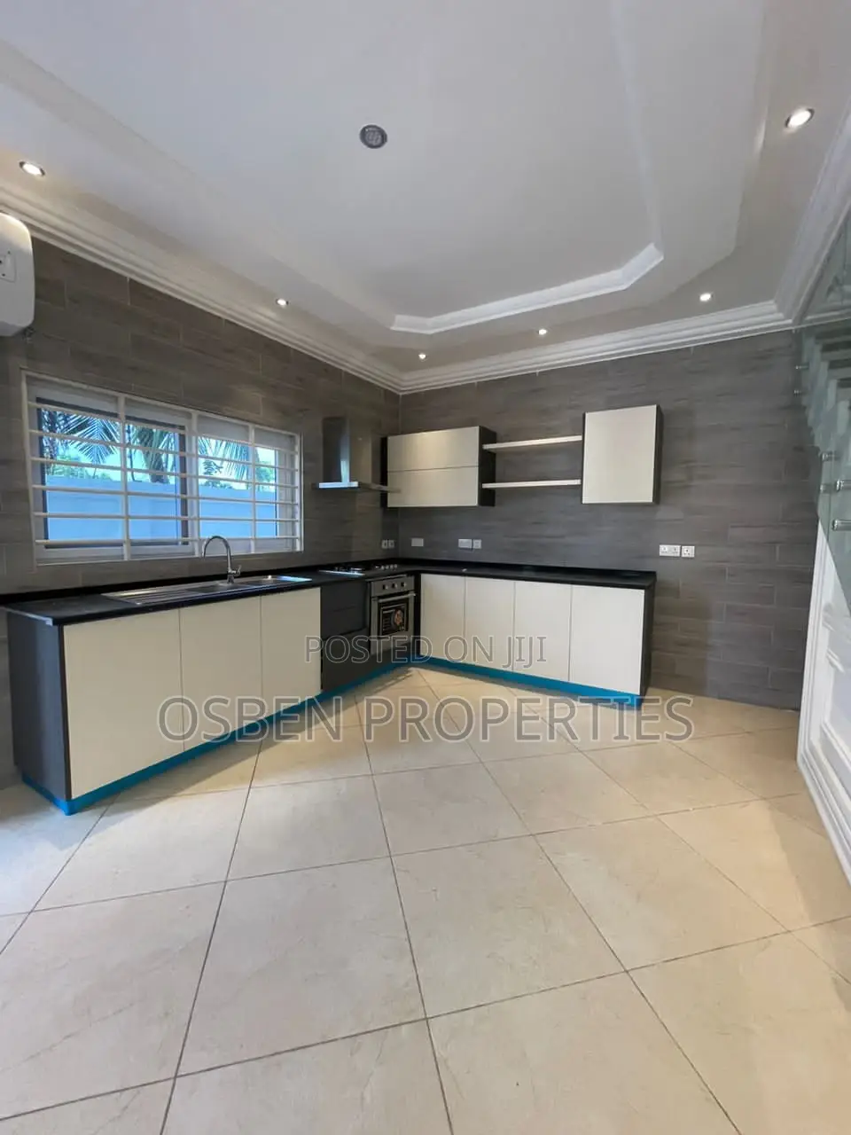 3bdrm Duplex in Pleasant Properties, East Legon for rent