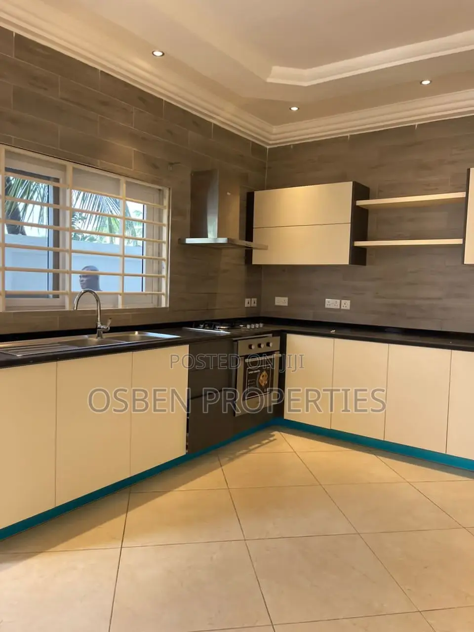 3bdrm Duplex in Pleasant Properties, East Legon for rent