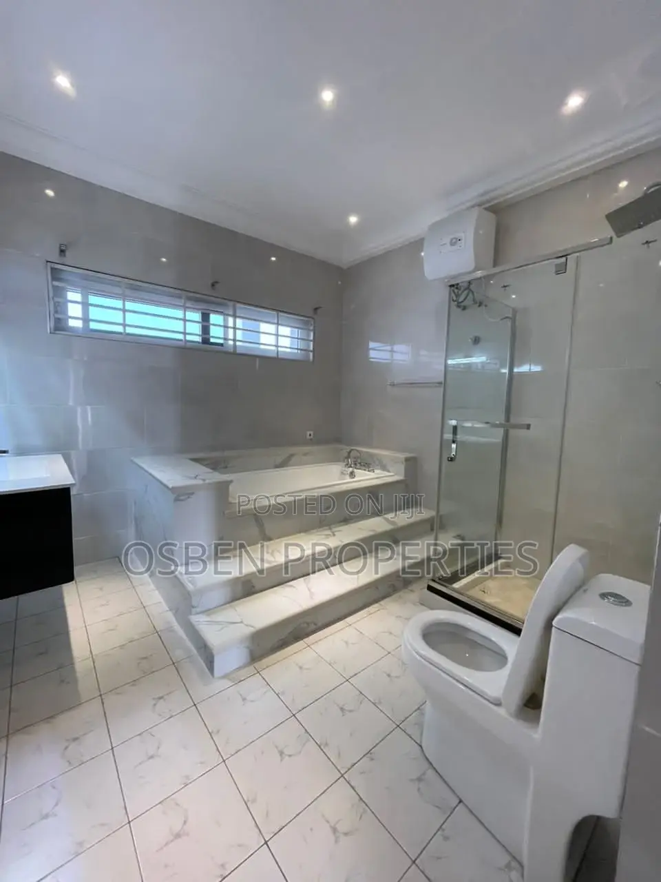 3bdrm Duplex in Pleasant Properties, East Legon for rent