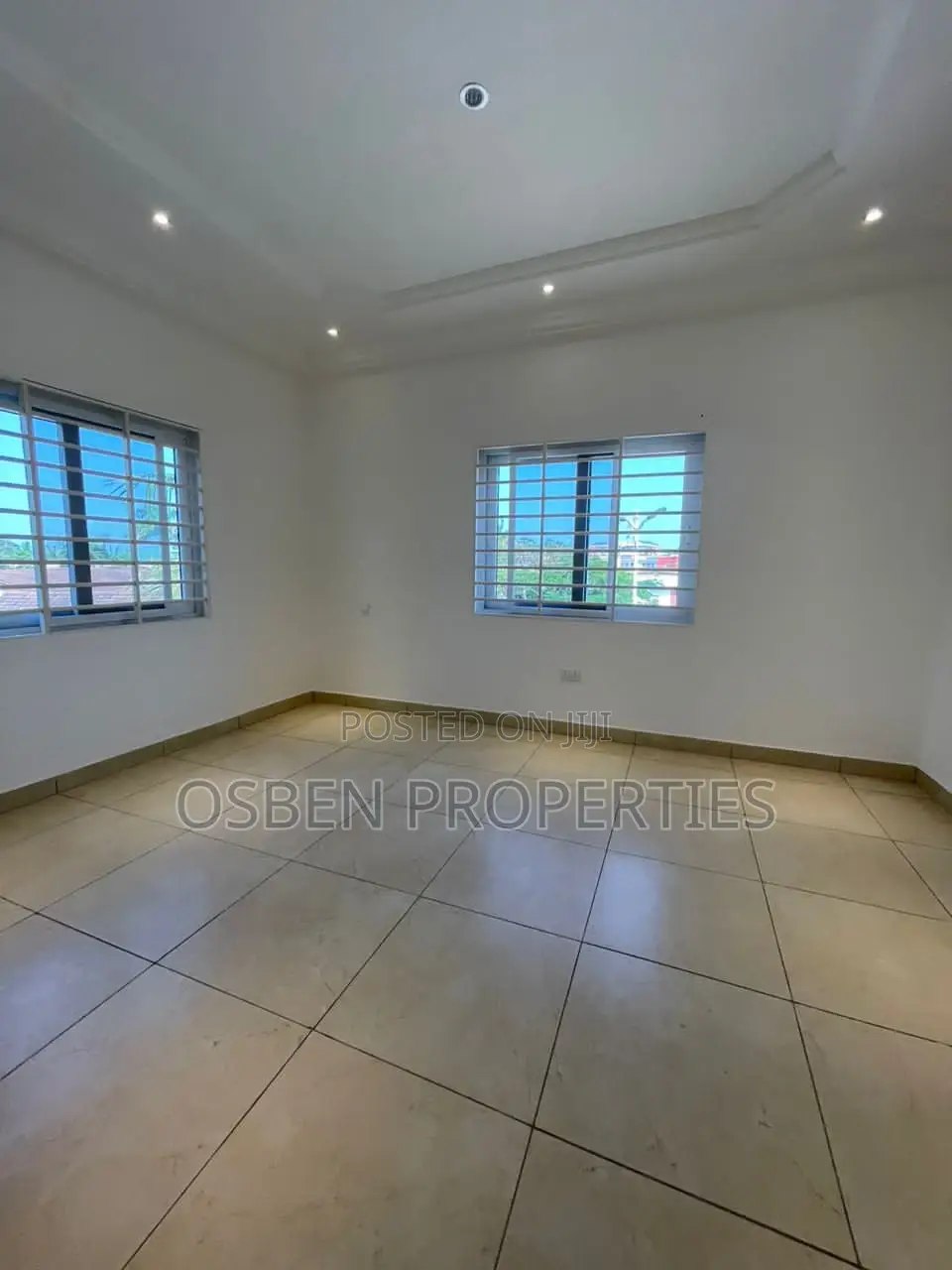 3bdrm Duplex in Pleasant Properties, East Legon for rent